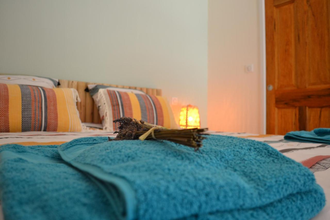 La Romagnolette Bed & Breakfast Saint-Restitut Luaran gambar